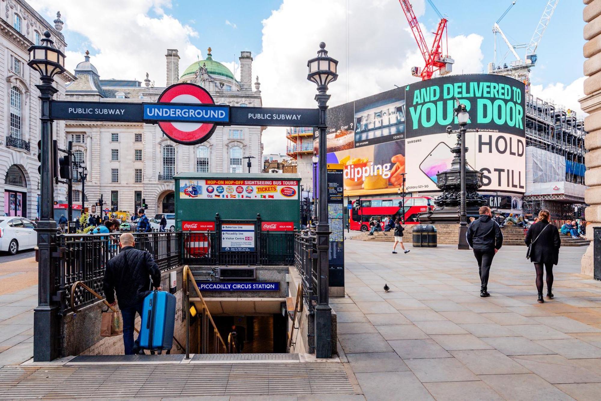 Welcome London Piccadilly Circus Luaran gambar